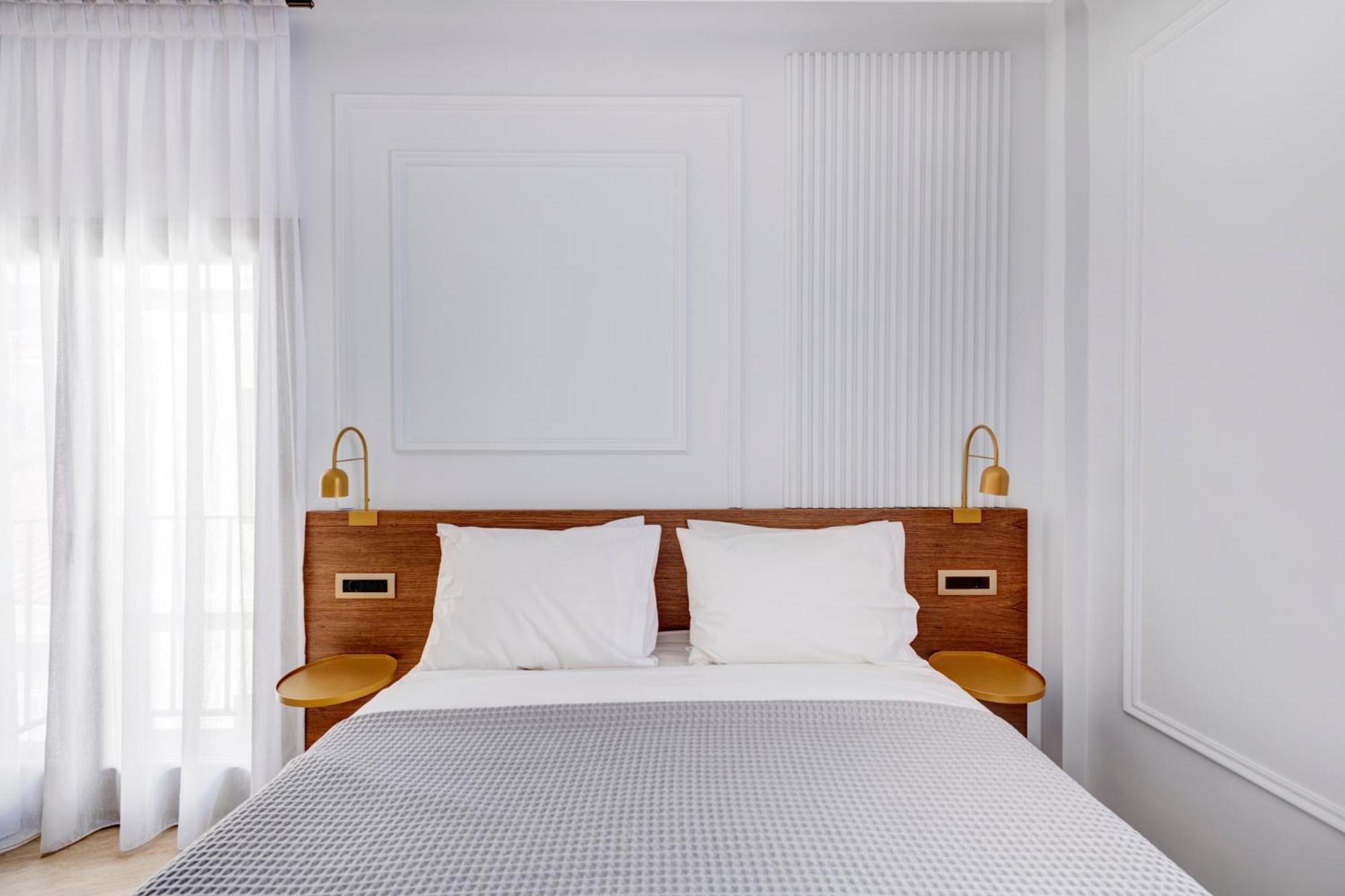 Eclectic Syros Bed & Breakfast Ermoupoli Ngoại thất bức ảnh