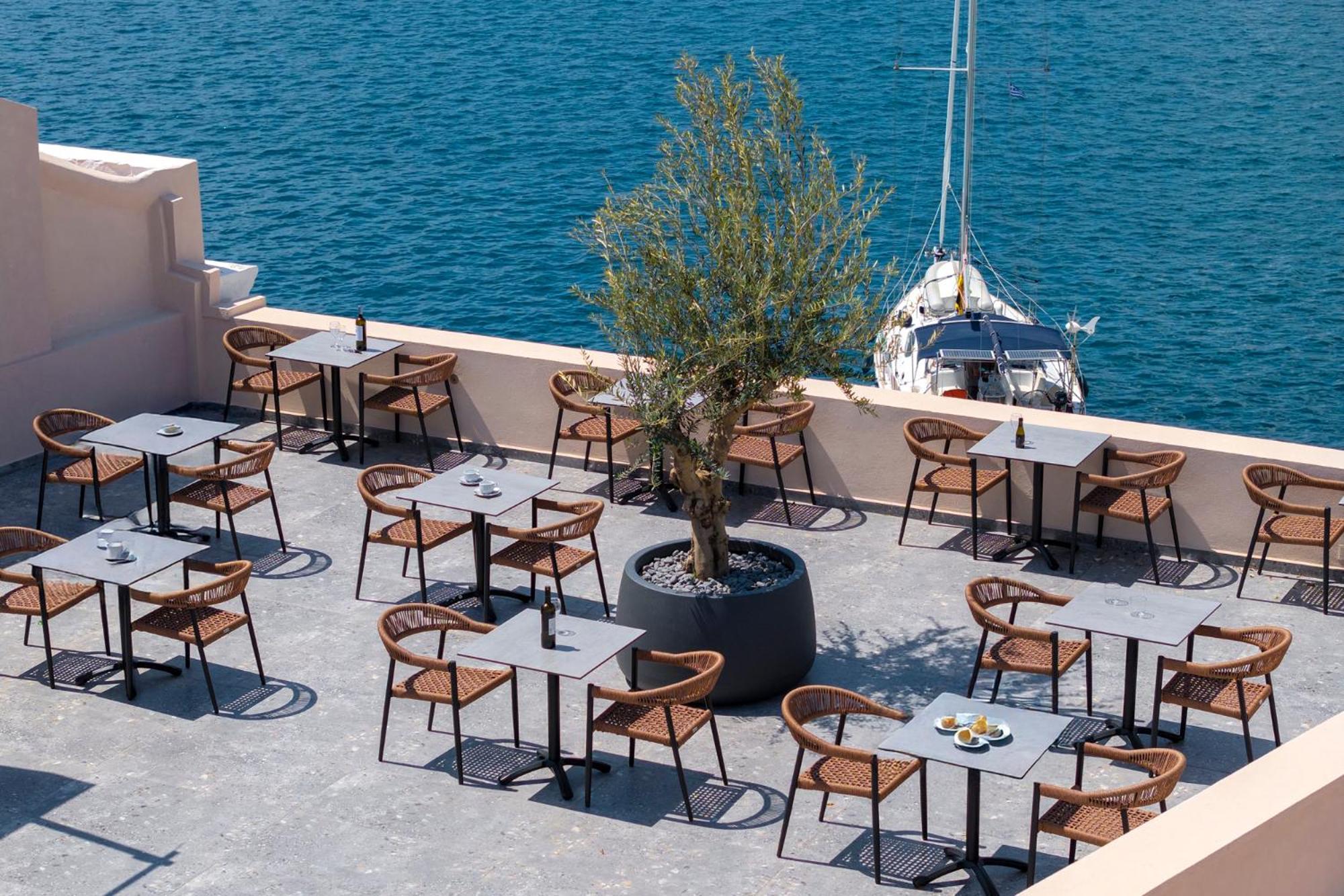 Eclectic Syros Bed & Breakfast Ermoupoli Ngoại thất bức ảnh