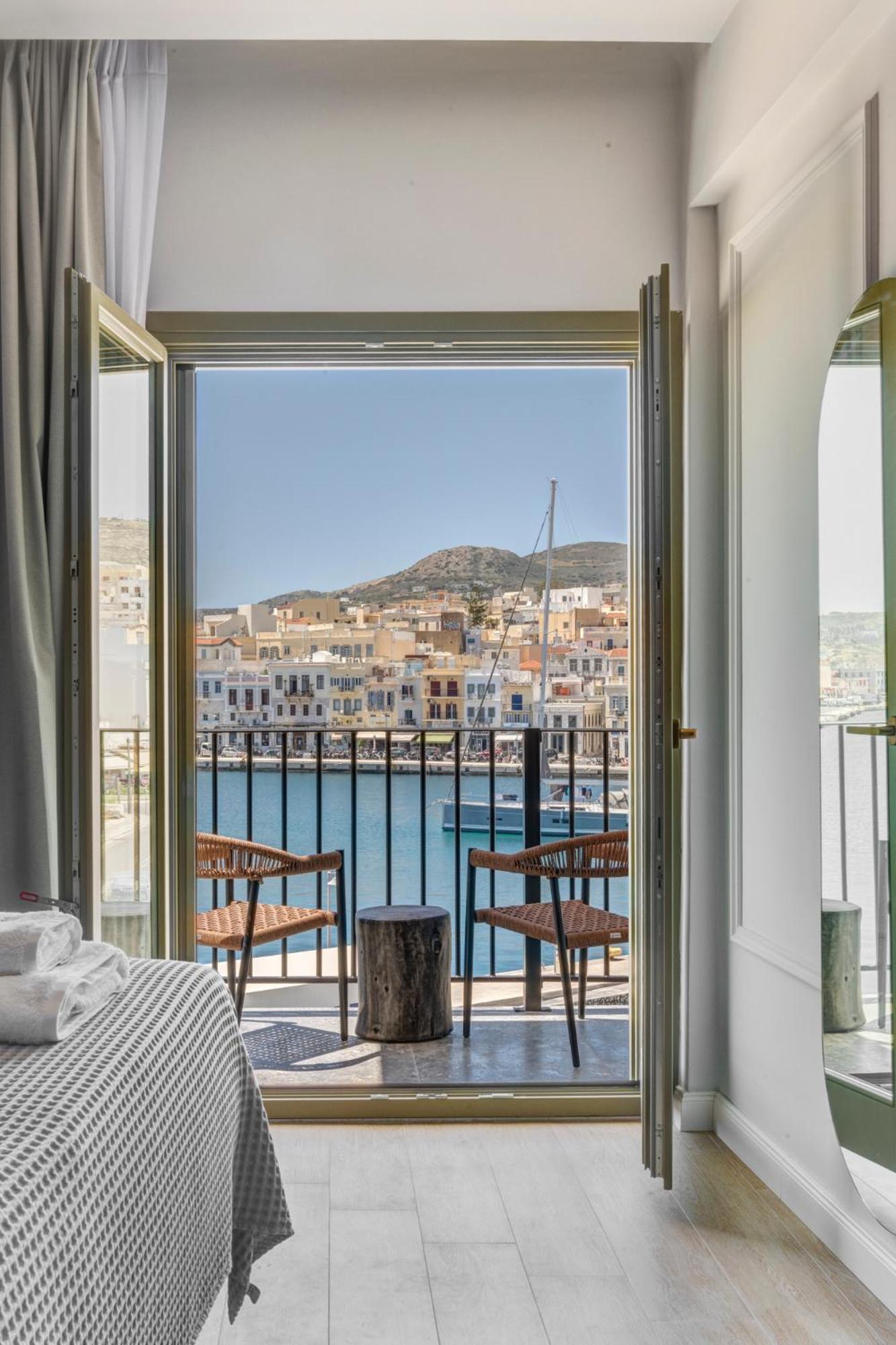 Eclectic Syros Bed & Breakfast Ermoupoli Ngoại thất bức ảnh